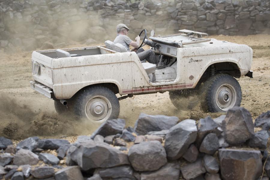 Ford Bronco Derelict Roadster by ICON 2018 года  (фото 28 из 29)